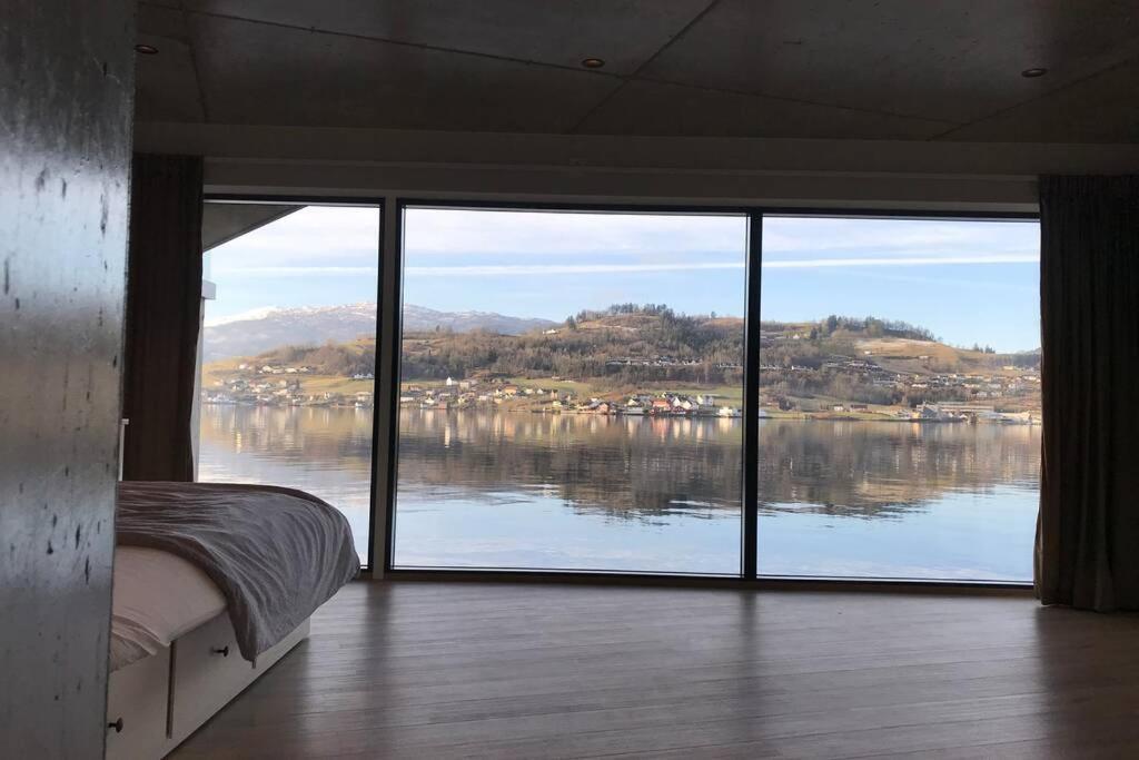 Panoramaresort In Hardangerfjorden Leilighet I Sjokanten Ved Hardangerfjorden For 7 Personer Boat , Sauna,Kajak, Sup For Rent Øystese Exterior foto