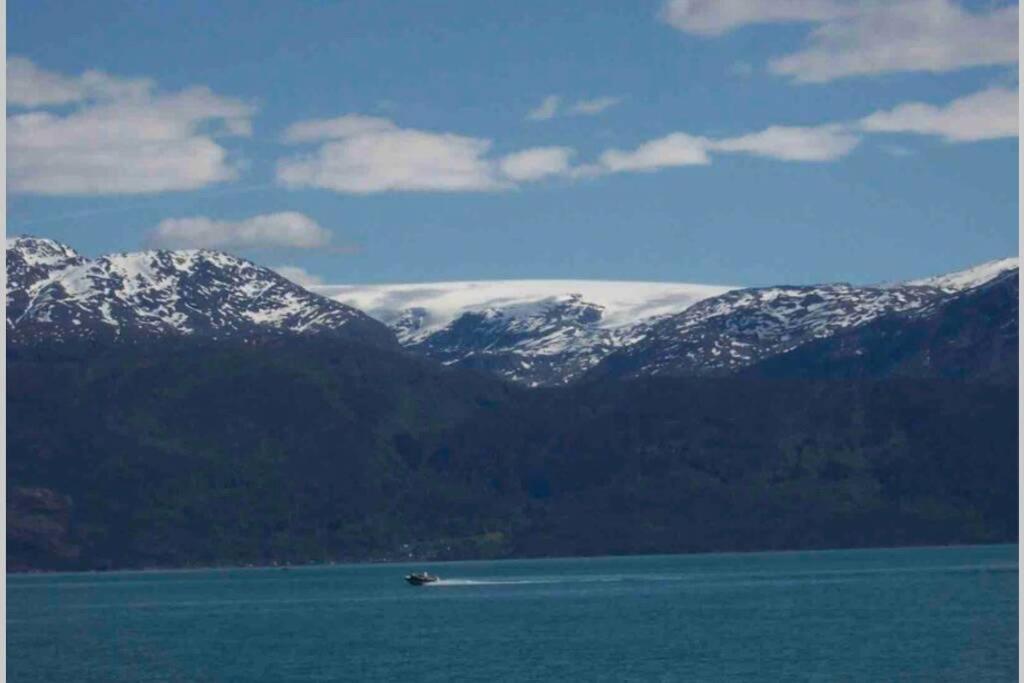 Panoramaresort In Hardangerfjorden Leilighet I Sjokanten Ved Hardangerfjorden For 7 Personer Boat , Sauna,Kajak, Sup For Rent Øystese Exterior foto