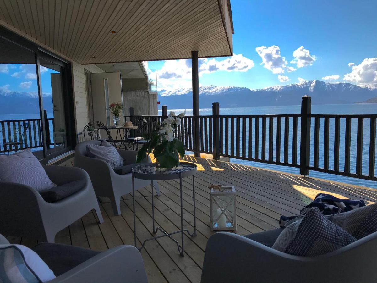 Panoramaresort In Hardangerfjorden Leilighet I Sjokanten Ved Hardangerfjorden For 7 Personer Boat , Sauna,Kajak, Sup For Rent Øystese Exterior foto