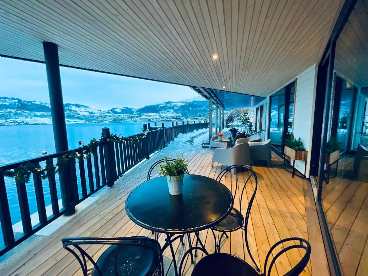 Panoramaresort In Hardangerfjorden Leilighet I Sjokanten Ved Hardangerfjorden For 7 Personer Boat , Sauna,Kajak, Sup For Rent Øystese Exterior foto